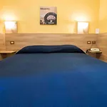 Route 9 Hotel