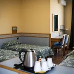 Route 9 Hotel