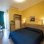 Route 9 Hotel 3*