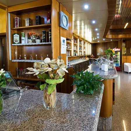 Hotel Route 9 Cadeo