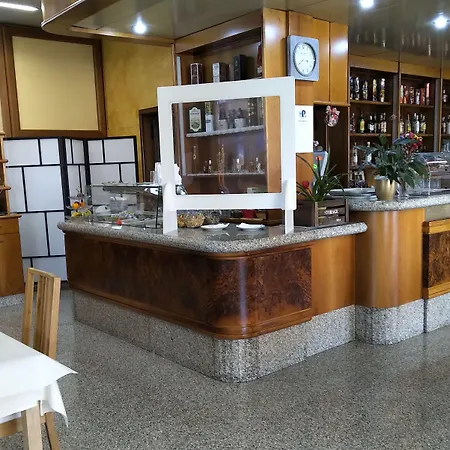 Route 9 Hotel 3*