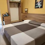 Route 9 Szálloda 3*