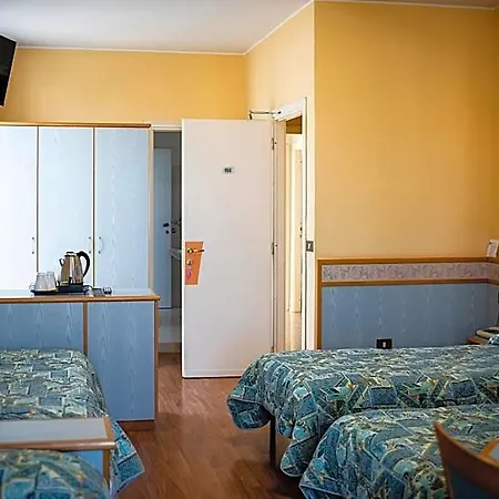 Hotel Route 9 3*