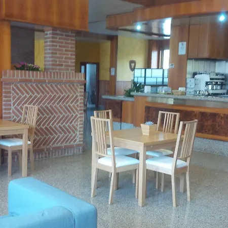 Route 9 Hotell 3*